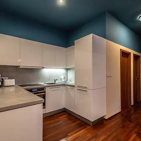 Διαμέρισμα Wooden Design 2bdr Near Eden Garden *